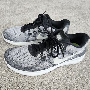 Nike Gray Wolf Free Run Shoes